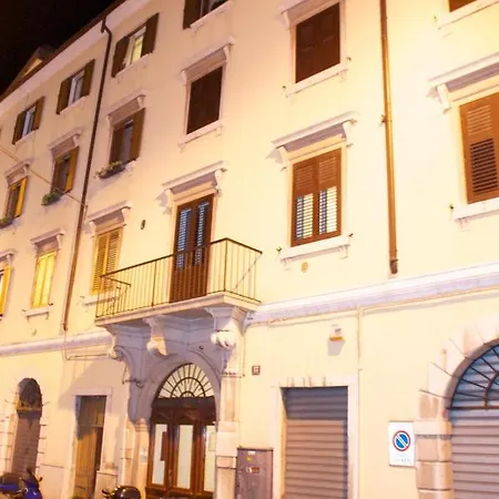 Appartamento Mansarda Puecher