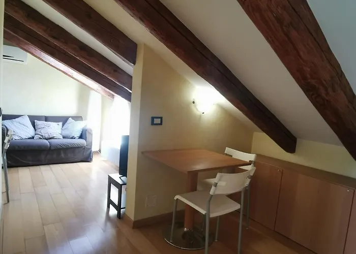 Mansarda Puecher טריאסטה