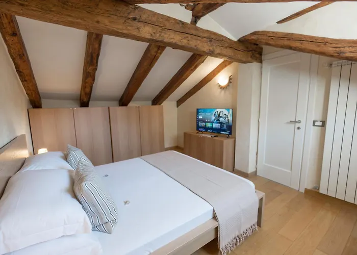 Mansarda Puecher טריאסטה